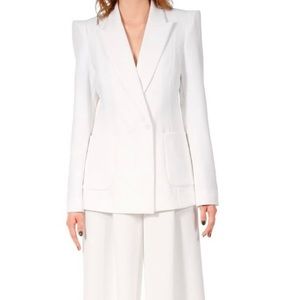 Wolf & Badger Samantha Cloud Dancer White Blazer